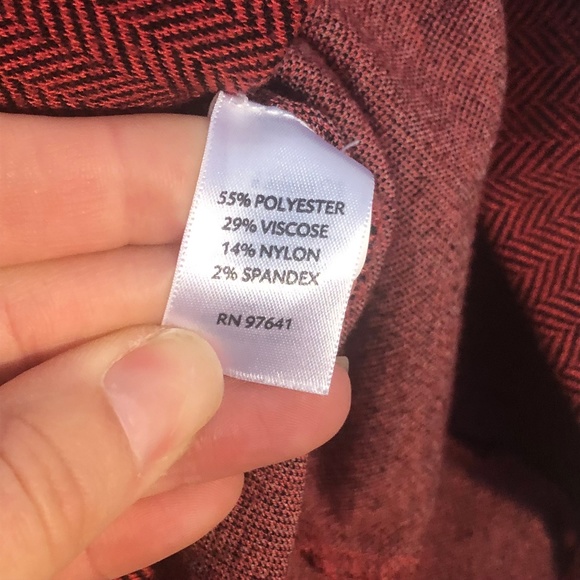 J. Jill Women's Red Chevron Stretch Skirt - Picture 6 of 8